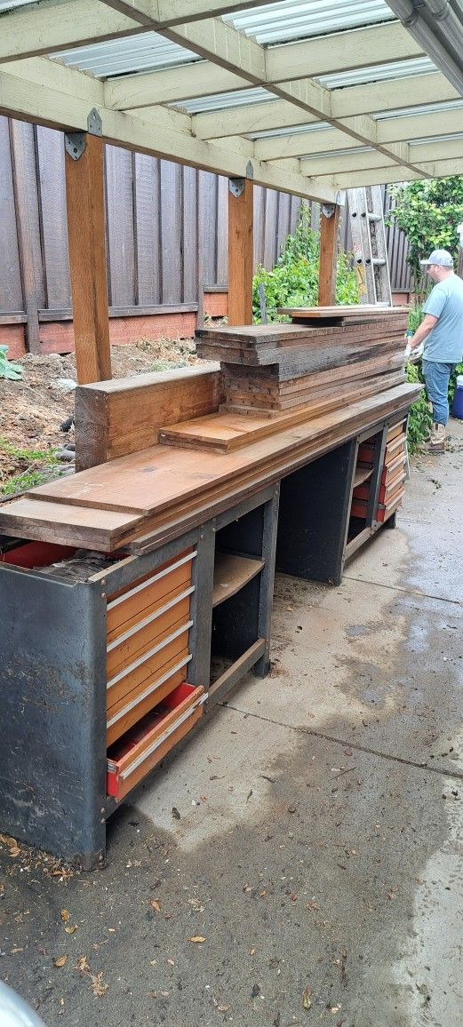 Craftmens Workbench And Storage