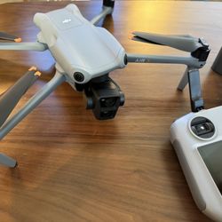 DJI Air 3 Fly More Combo (Drone, RC2 Remote, 3 Batteries, Case)
