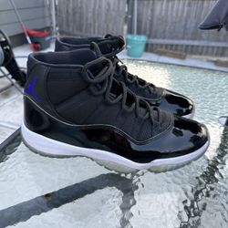 Jordan Space jam 11