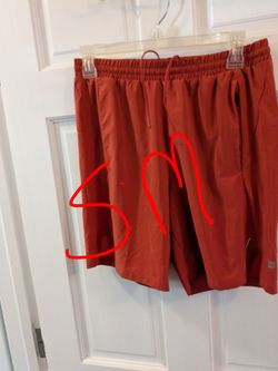 Men's size small shorts