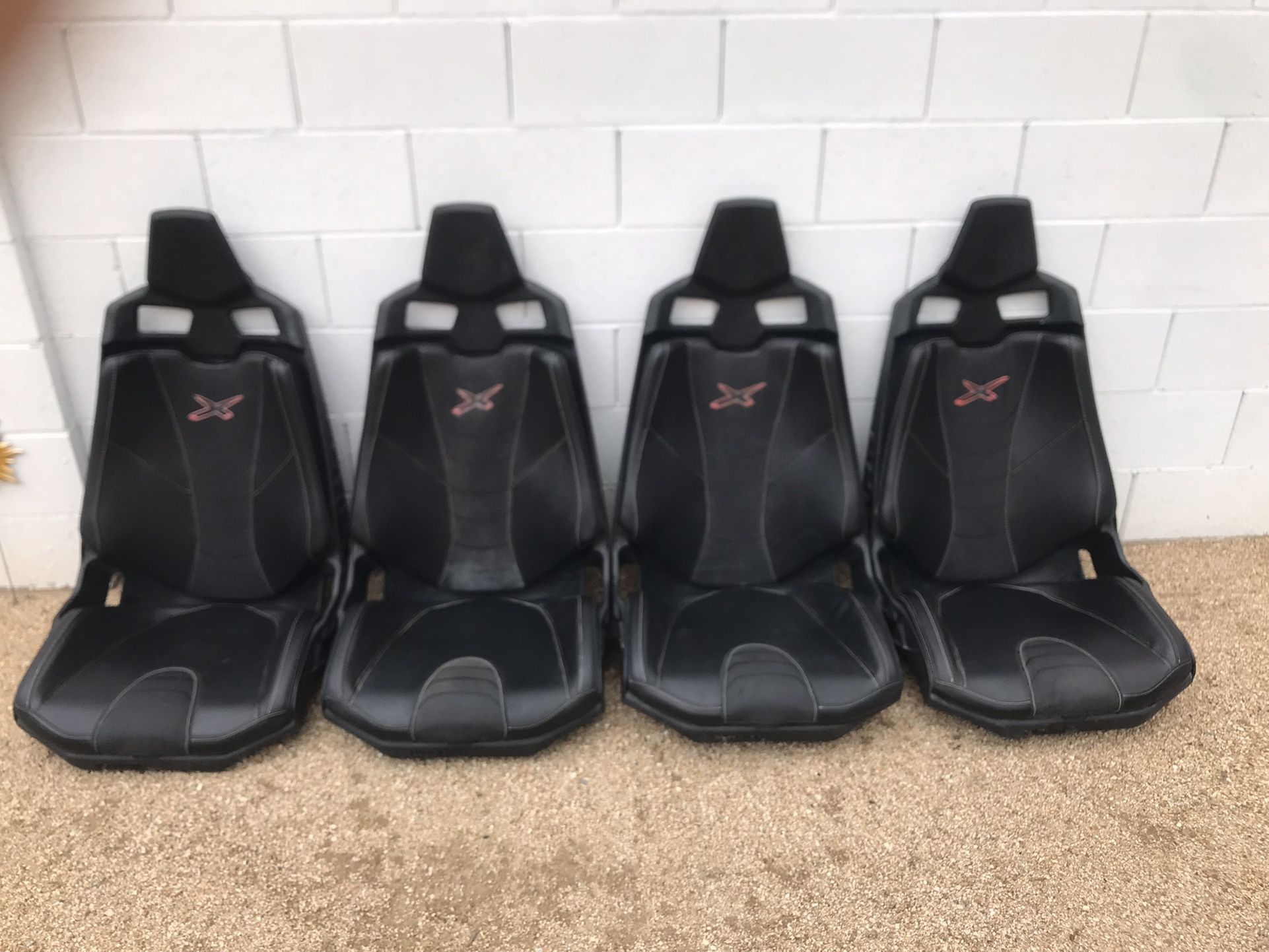 Seats (4)