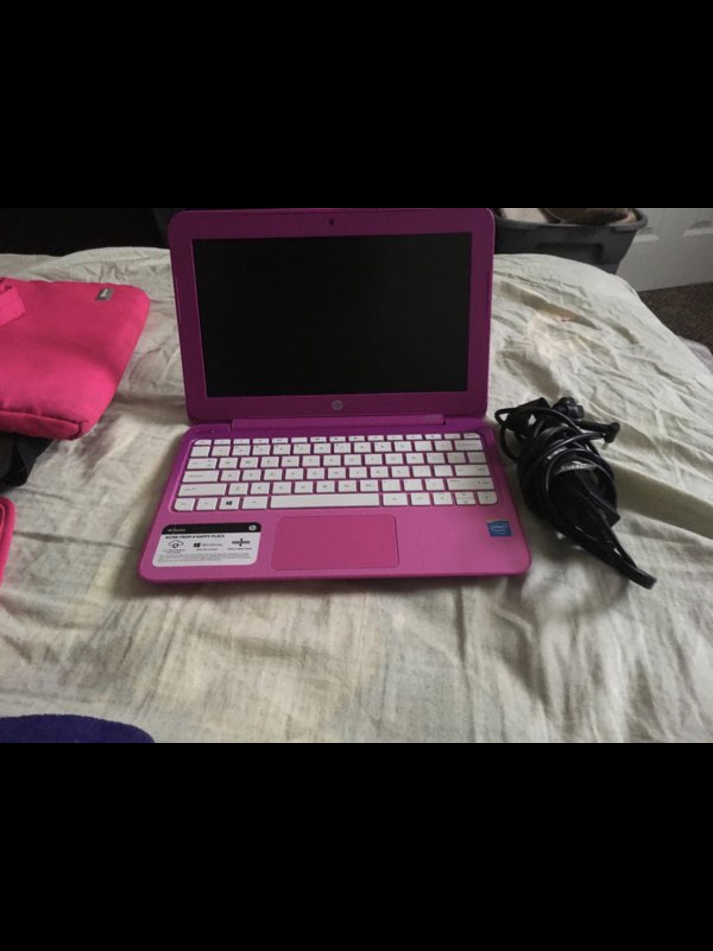 Pink Hp Mini Laptop with case and charger