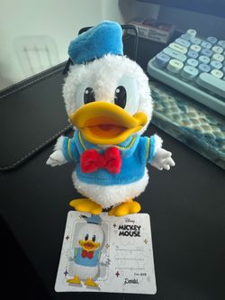 POP MART Donald Duck / Mickey Family Plush Keychain