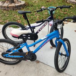 Pair Of Girls Trek Precaliber 20's