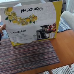 Amzchef Coldpress Juicer, Needs Repair, Doesn't Work.