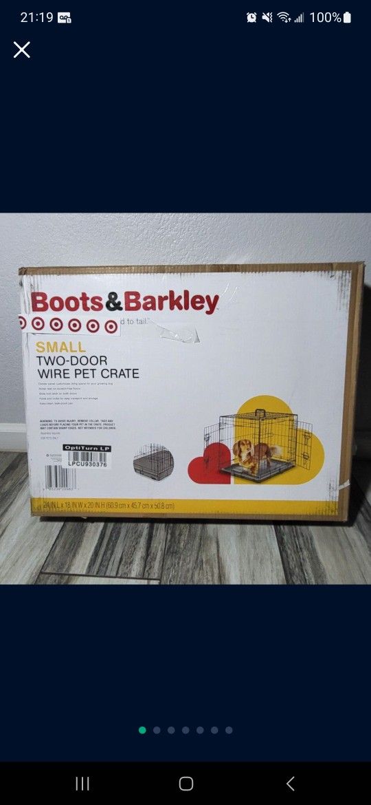 Wire Collapsible Dog Crate - XS/S - Black - Boots & Barkley

24 L x 18 W X 20 H

Brand new, factory sealed.  Never opened or used.  Some shipping dama