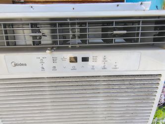 Two Air Condition 12,000 BTU