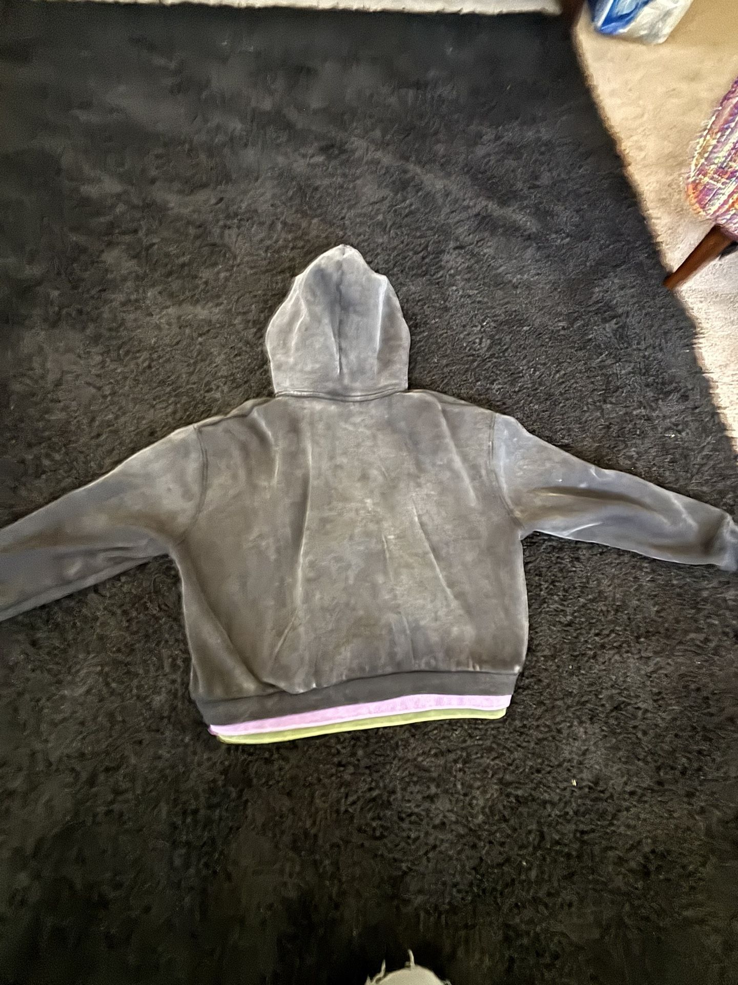Gv Gallery 3 Hoodie