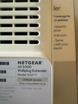 Netgear AX3000 WiFi 6 Mesh Extender (EAX17‑100NAS) – Excellent Condition