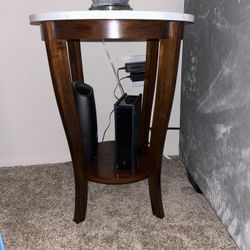 Elegant Wood Side Table with Marble-Style Top – Excellent Condition