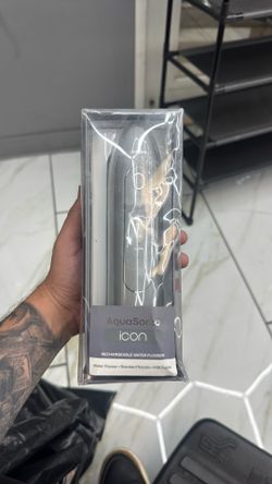 Water flosser