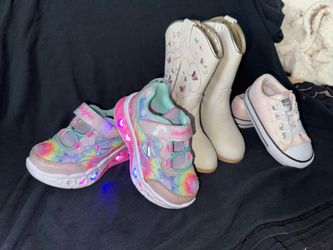 Toddler Girls Shoe Bundle Size 6C – Skechers Lights, Boots & Converse
