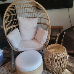 New Oversized Wicker Egg Chair W/ottoman And Side Table