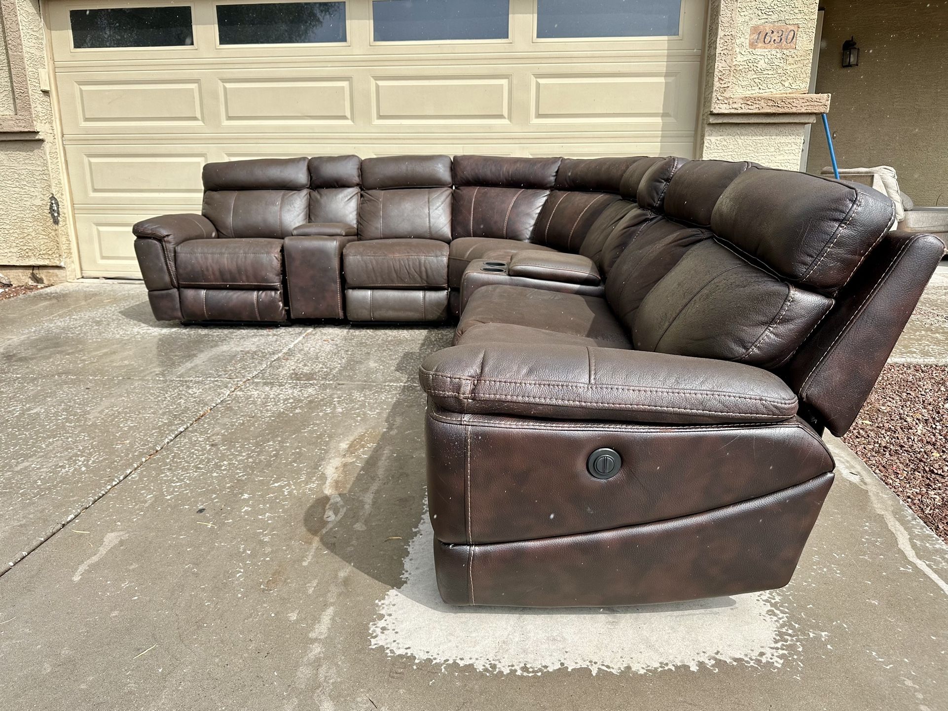 Power Reclining Sectional-FREE DELIVERY 🚚