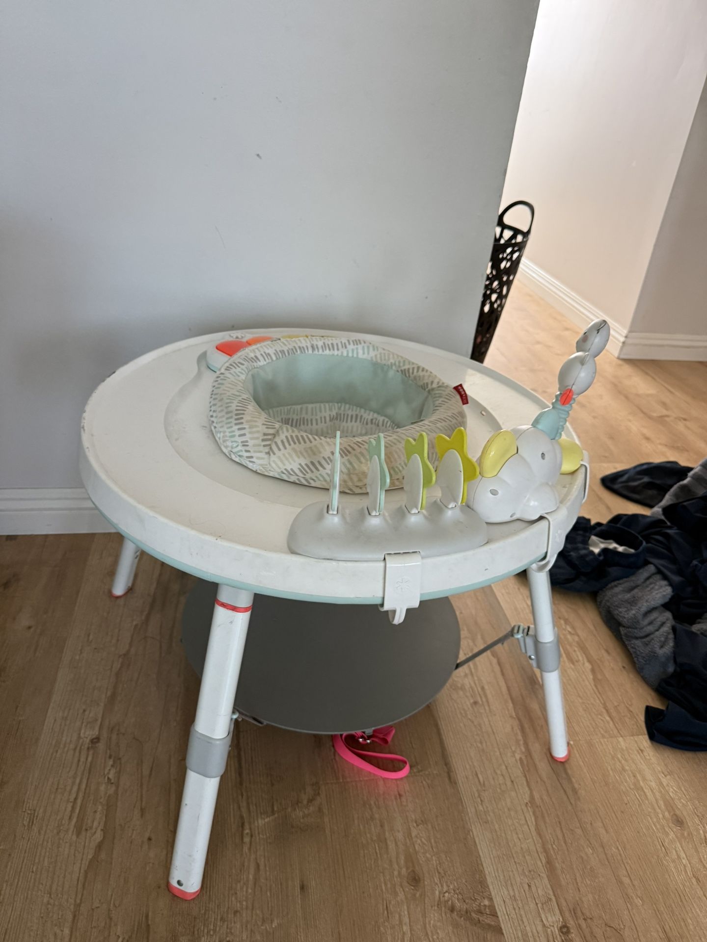 skip hop activity table 