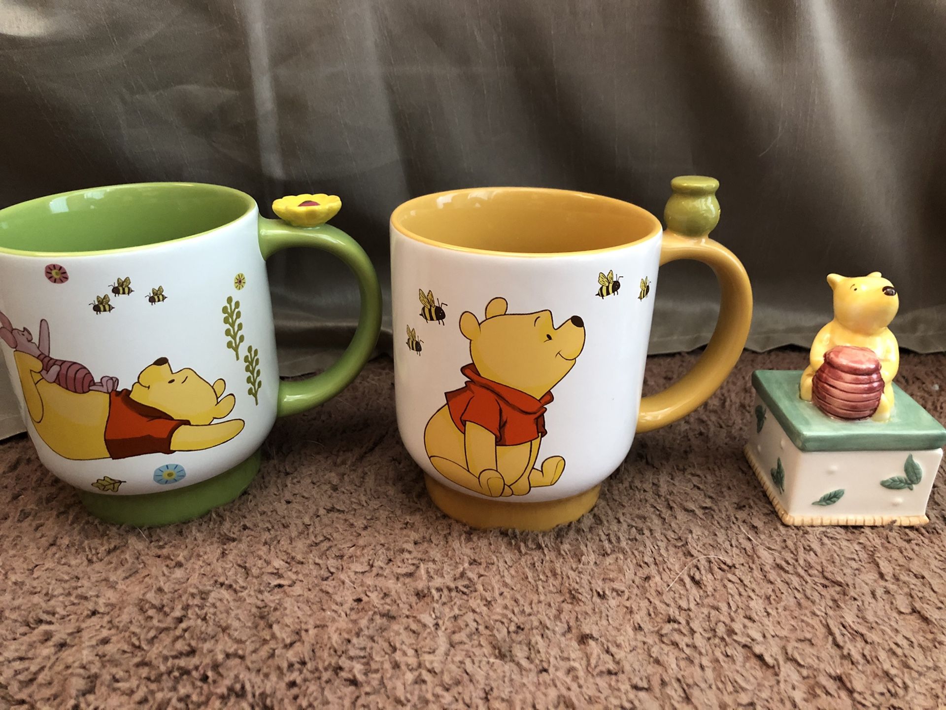 Winnie the Pooh decor & ceramic mugs