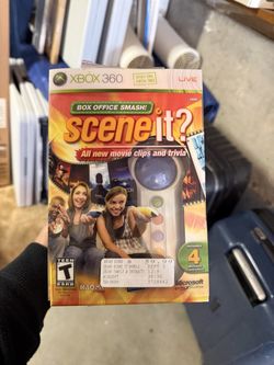 Microsoft XBox 360 Scene It Box Office Smash w/ 4 controllers