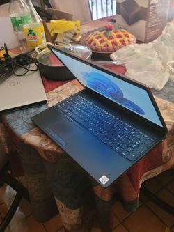 Dell laptop: Core i9, M2 1TB drive, 32GB, Windows11. MS-office.