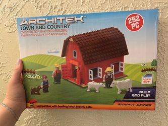 Architek Town and Country Barnyard Building Set 252pc