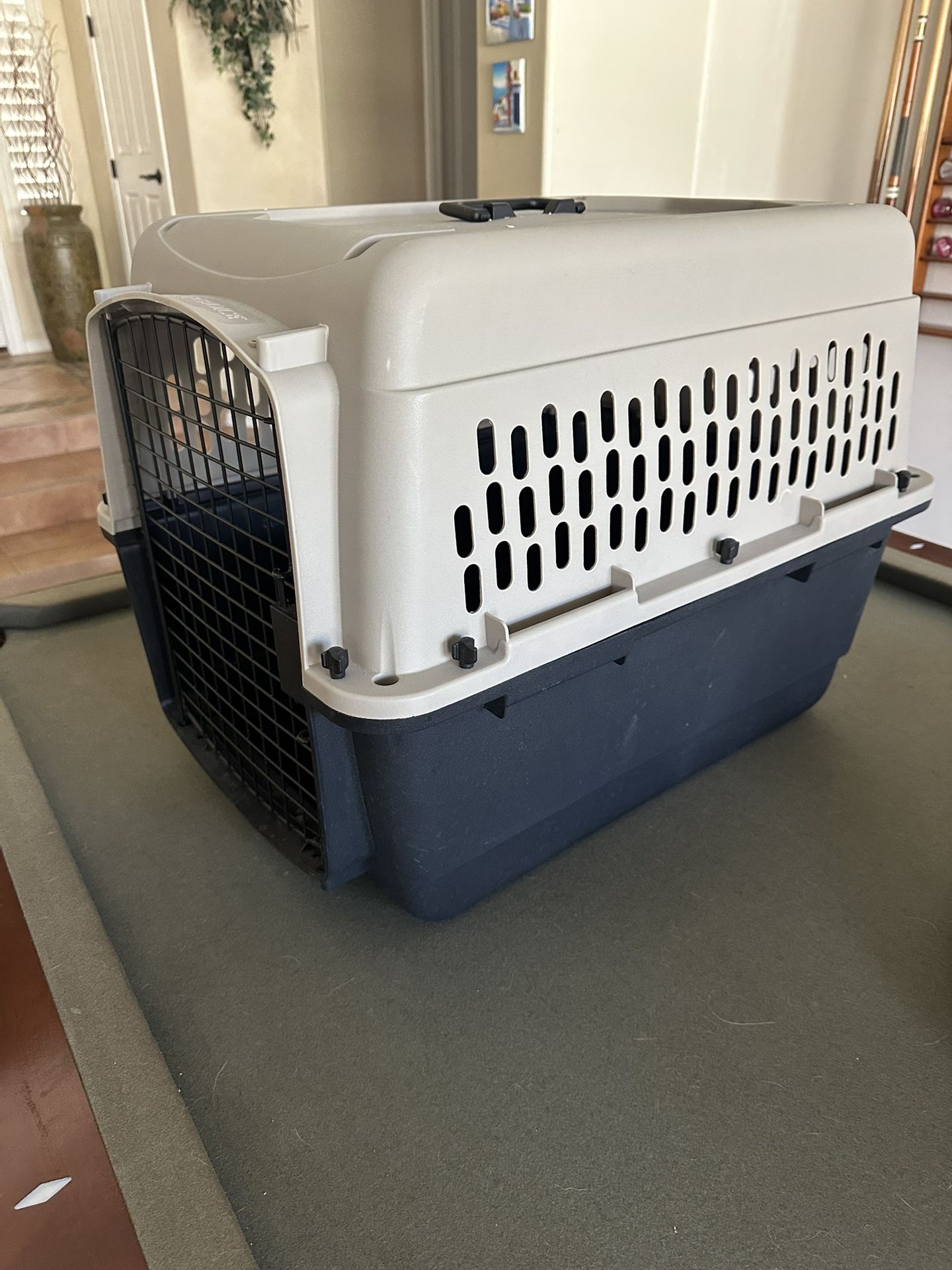 28” Medium Dog Kennel