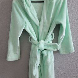 GIRLS ROBE SIZE 10/12