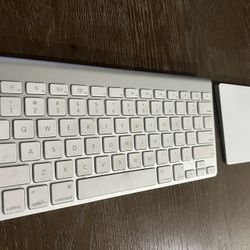 Apple Wireless Keyboard and Mouse