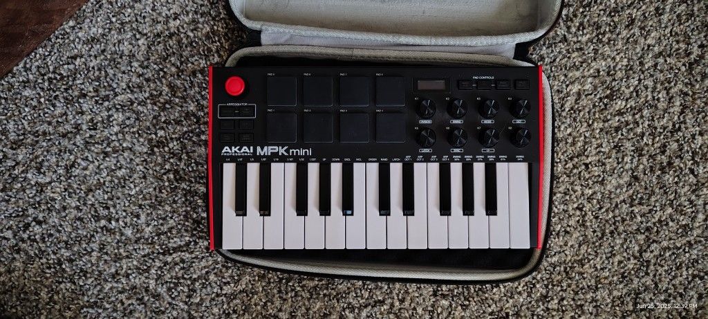 Akai Mpk Mini Keyboard 