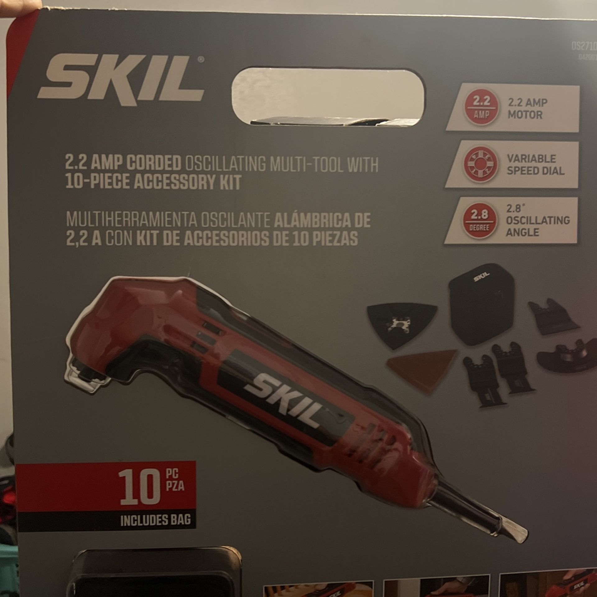 Skil Multi Tool With 10 Piece Accessory Kit