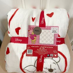 Winnie The Pooh Queen Full Blanket 