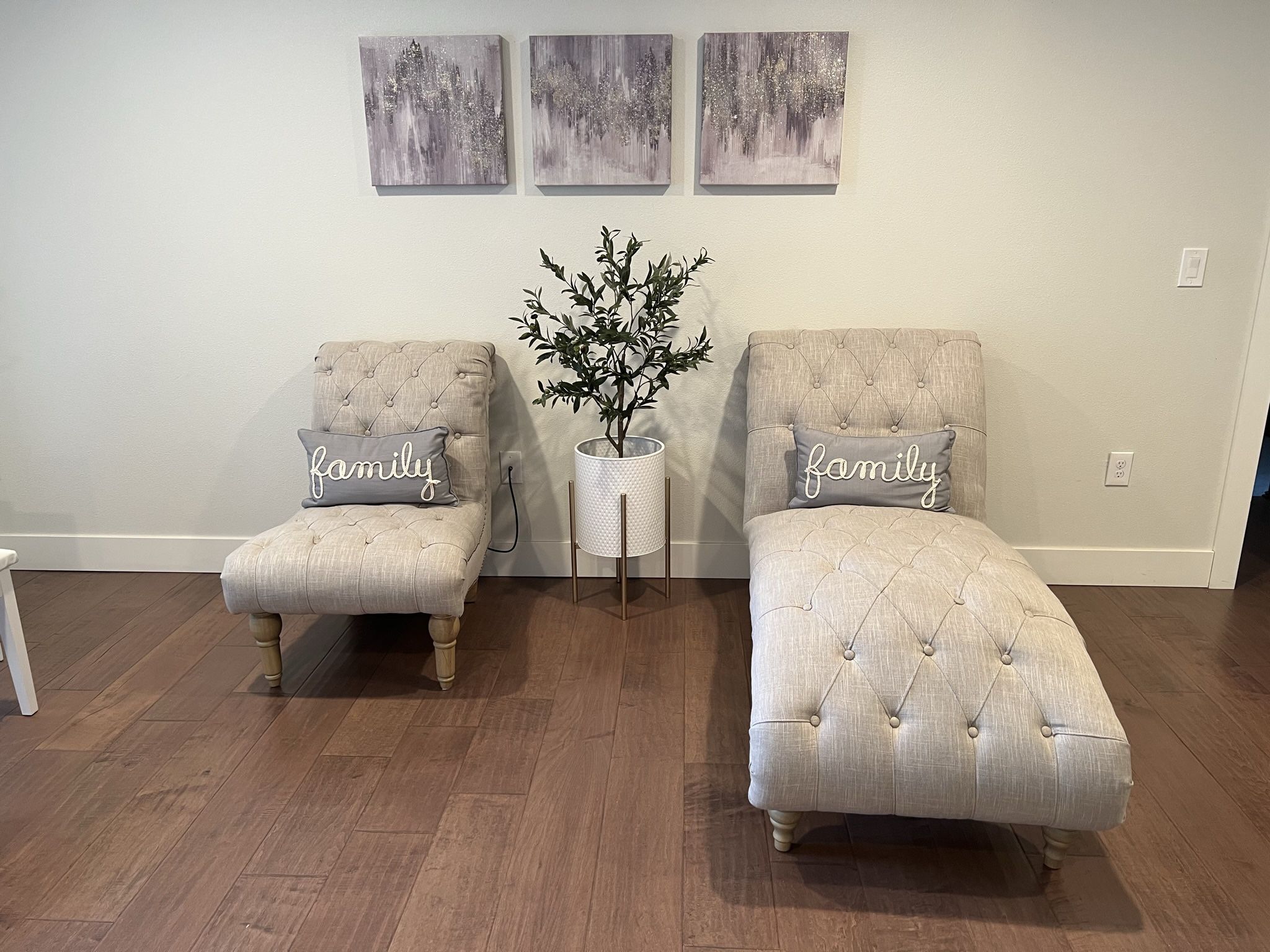 Sofa set