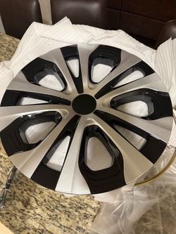 15 in Toyota Prius/Corolla hubcap