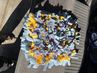 Snuffle Mat for Dogs Feeding Mat Flower Encourages Natural Foraging Skills Dog Toys Dog Treat