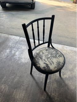 Accent chair