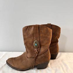 Cowgirl Boots Size 8.5 