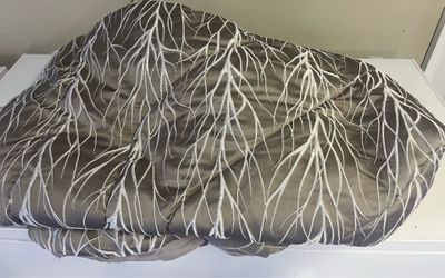 Queen comforter