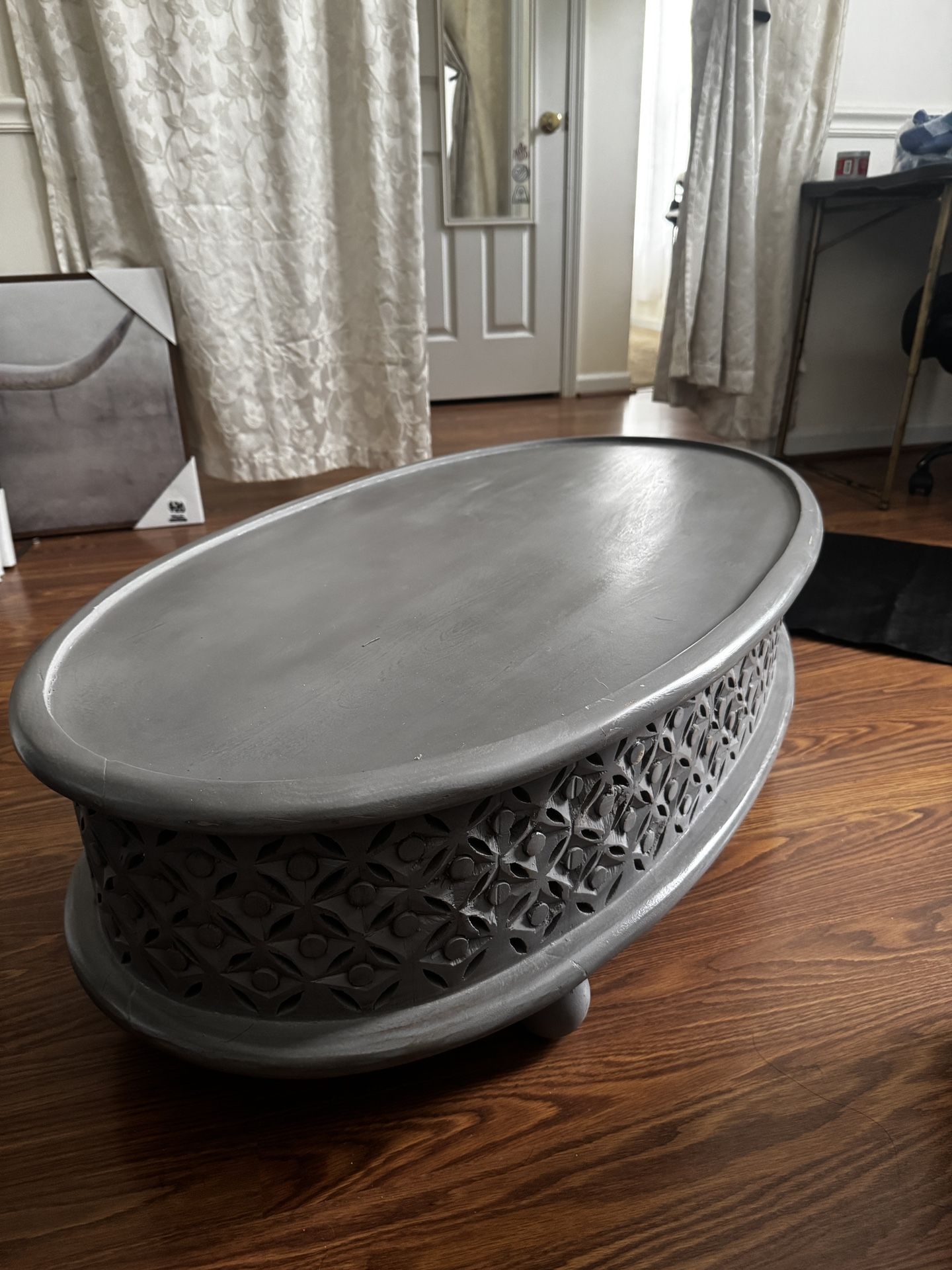 Round Coffee Table