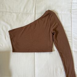 Cropped long sleeve top