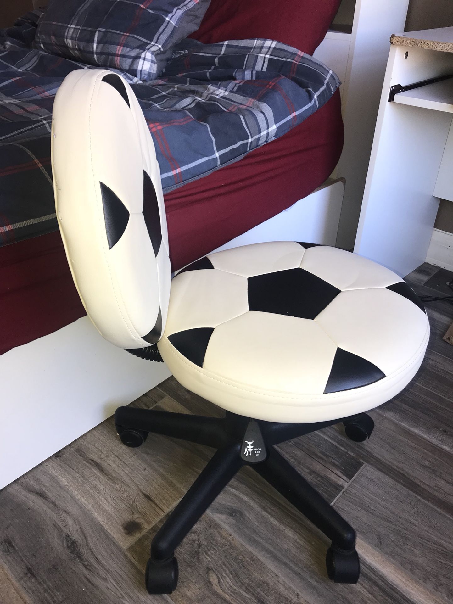 Kids soccer chair $30