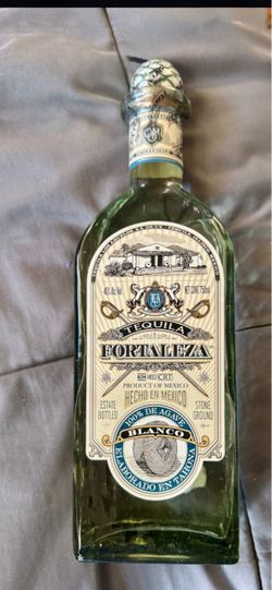 Collectible fortaleza blanco