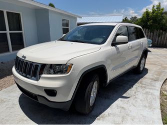 Jeep Grand Cherokee Laredo Sport