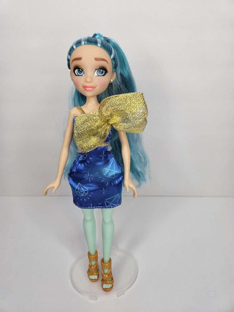 Hairmazing Fantasy Doll Gold Bow