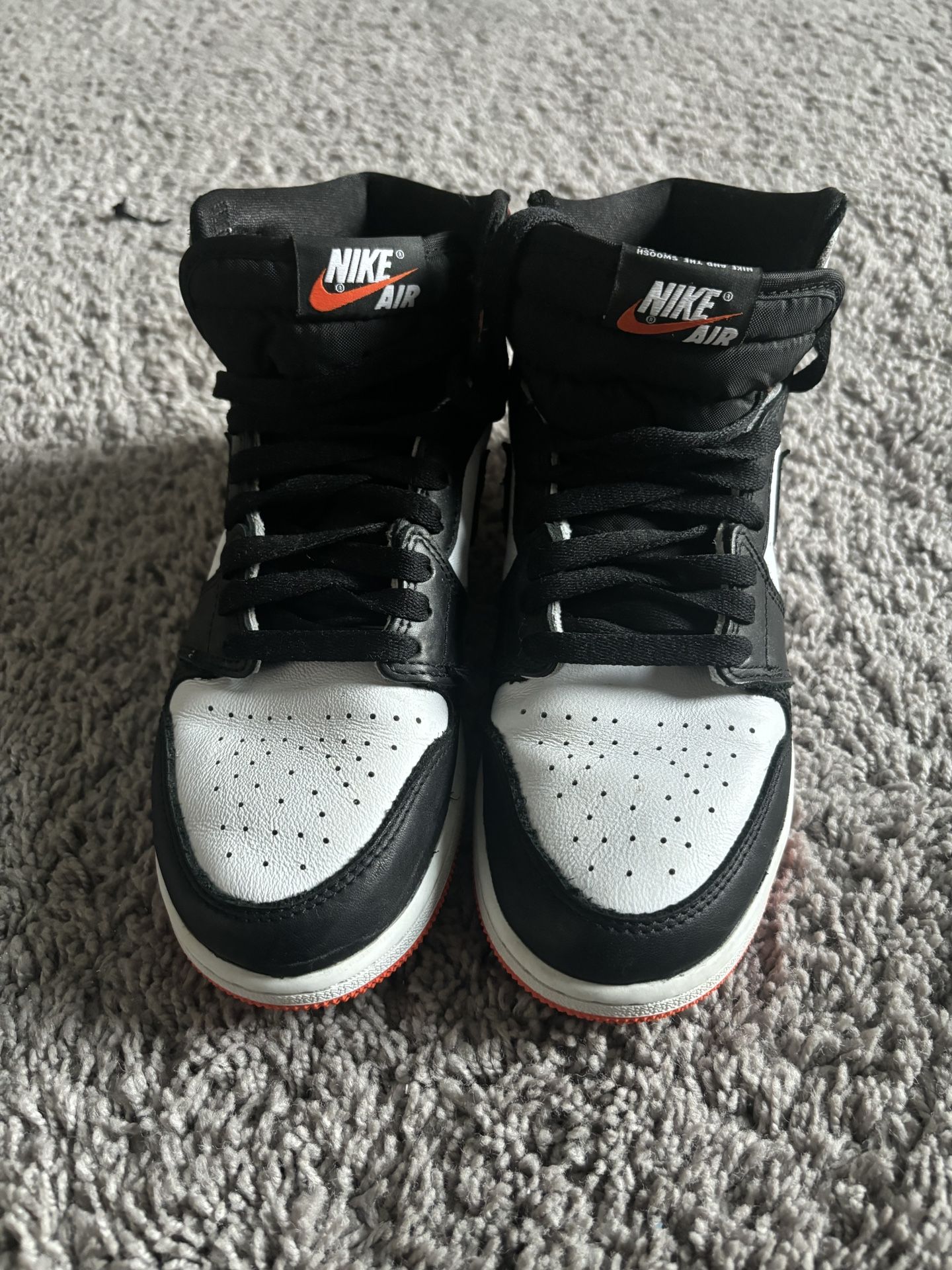 JORDAN 1 ELECTRO ORANGE GS SIZE 5.5Y