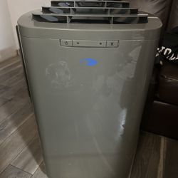 Whynter 13000-BTU Portable Air Conditioner ARC-131GD Gray: Energy Star Certified, 300-500 sq. ft., Remote, Dehumidifier