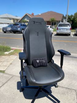2026 Secretlab Titan Evo XL Black Leather Gaming / Office Chair