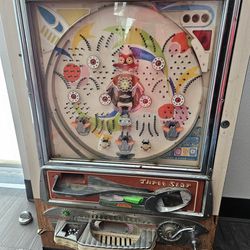 Three Star Nagoya Pinball Machine Antique (Date Unknown)