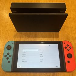 Nintendo Switch in very good condition with 4 games (check description)