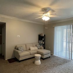 Sofa With Reversible Chaise