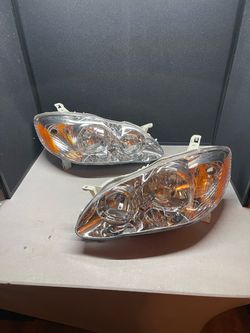 2003–2008 Toyota Corolla headlights