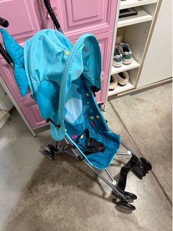 Kids Umbrella Stroller • Lightweight & Foldable • Great Condition