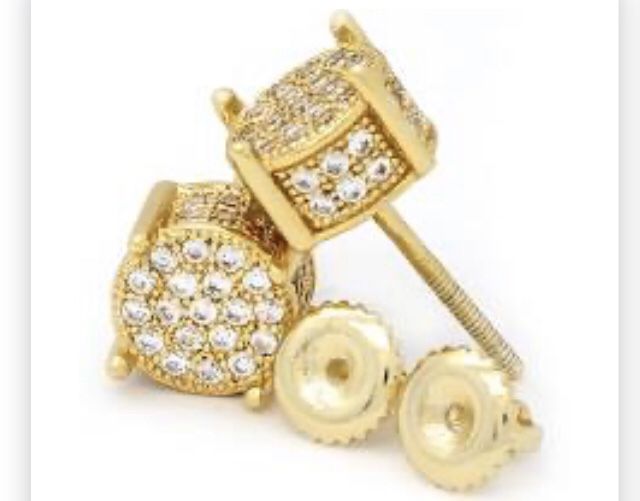 Yellow gold diamond earrings just as seen in pic the diamonds are yellow gold